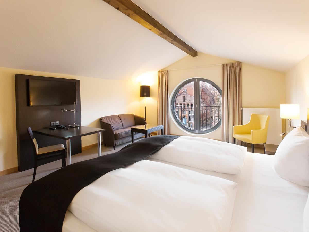 Dormero Hotel Altes Kaufhaus Lueneburg Buitenkant foto